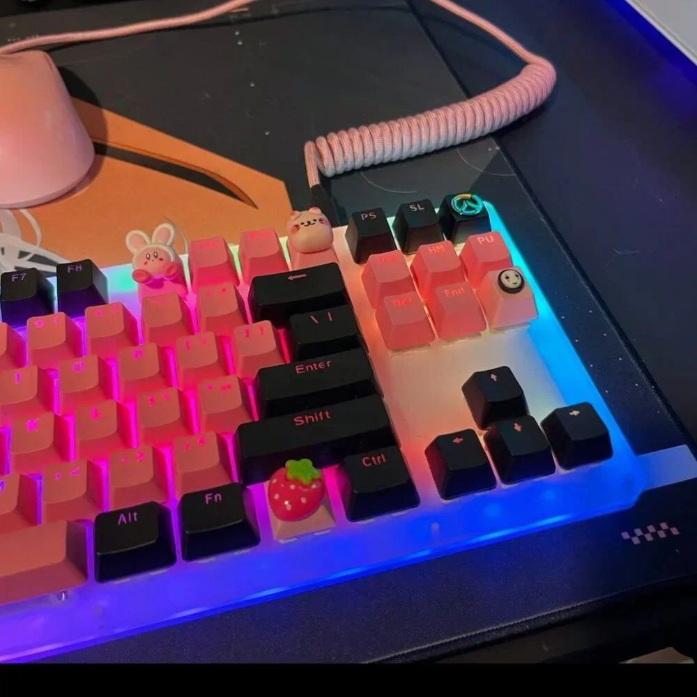 Custom Single Sleeve Coiled USB Cable for Mechanical Keyboard in Pink